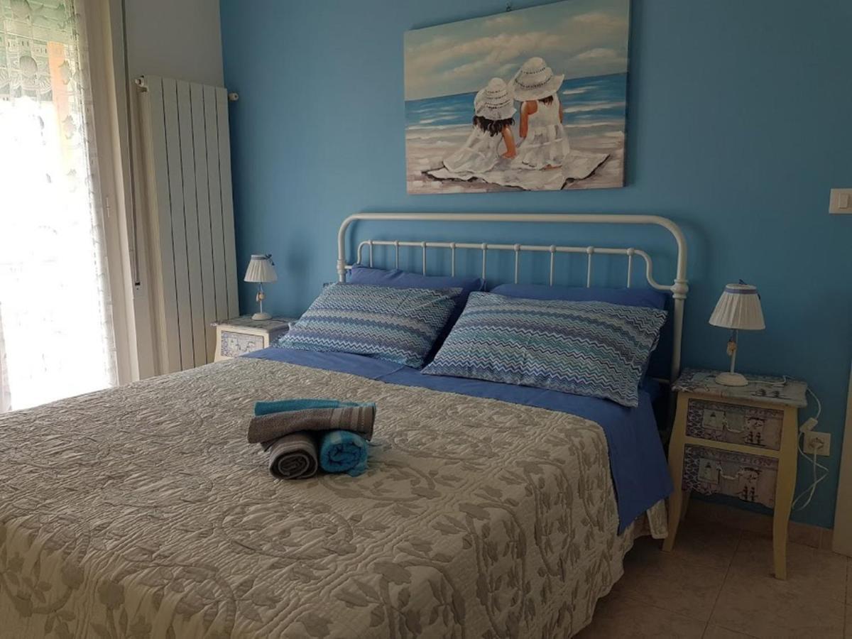 Very Cosy House With Fabulous Sea View! 皮特拉利古 客房 照片