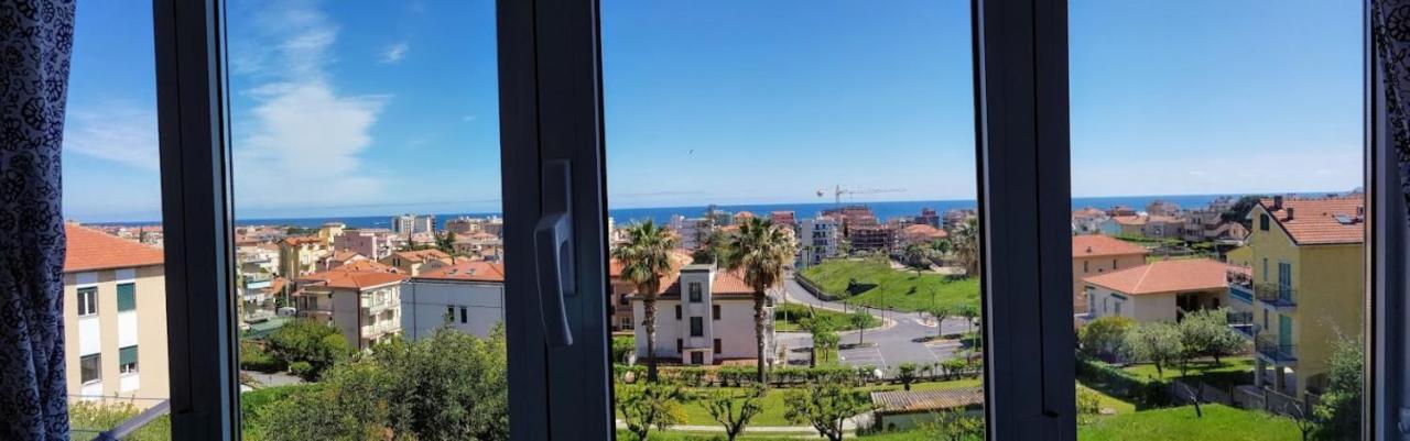 Very Cosy House With Fabulous Sea View! 皮特拉利古 外观 照片